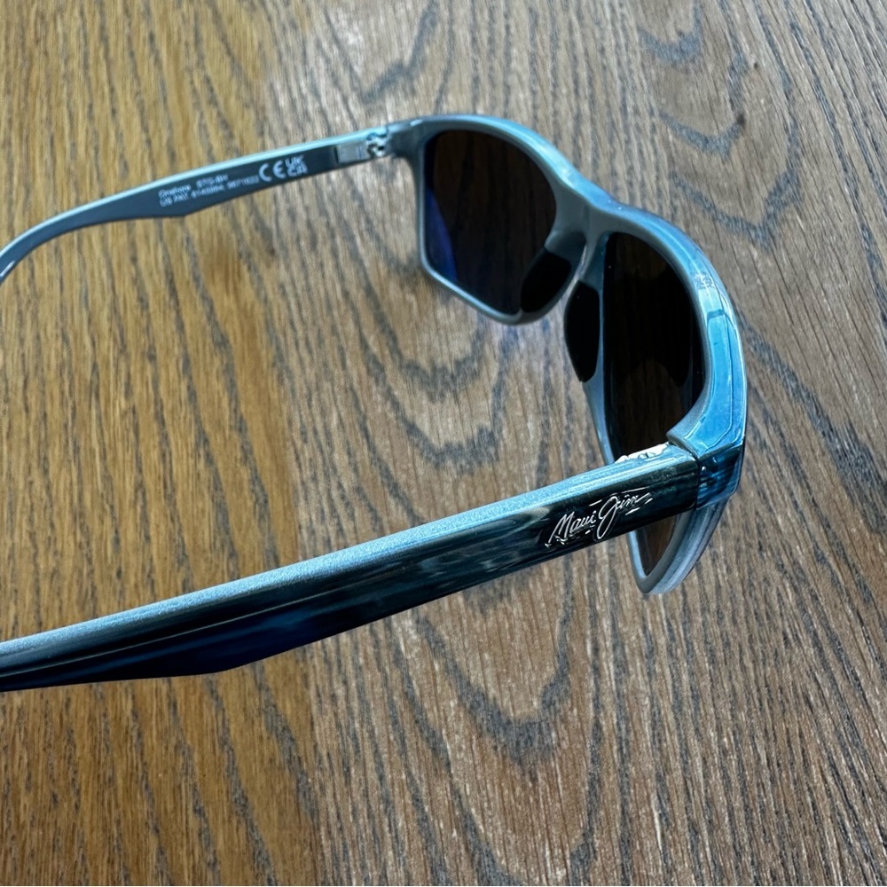 Maui Jim Onshore Polarized Rectangular Sunglasses 798-03S Blue Hawaii - Picture 9 of 9